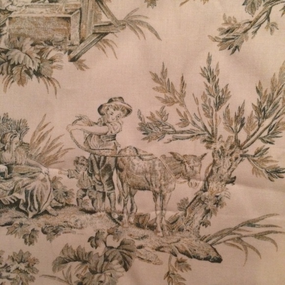 Vintage Toile Fabric 2 yards - Picture 3 of 4